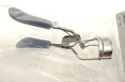 Sassy + Chic Eyelash Curler Hot Pink eye lash face Beauty Makeup Tool BFR