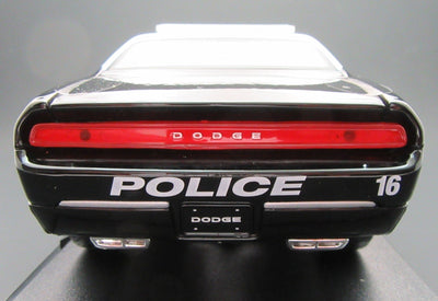 2006 Dodge Challenger Concept Police ~ Black & White ~ 1:18 ~ Die Cast ~ Maisto