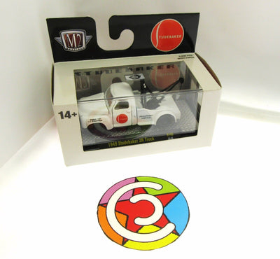 M2 Details ~ 1949 Studebaker 2R Truck ~Tow Truck ~ 1:64 Die Cast Car