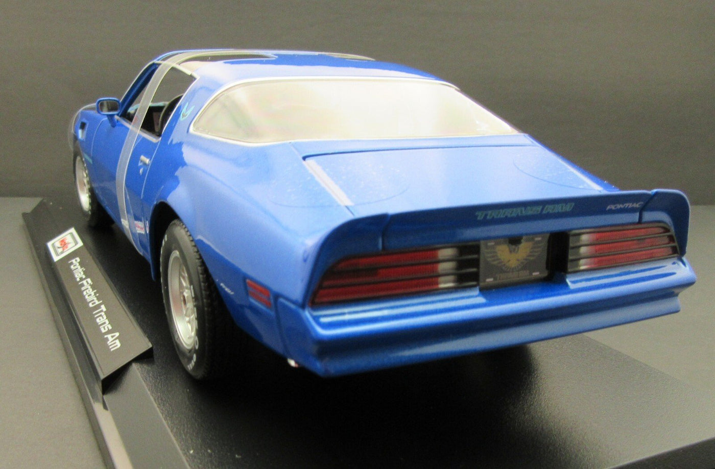 1977 Pontiac Firebird Trans Am ~ Blue ~ 1:18 ~ Metal Die Cast ~ Maisto