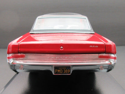 1965 Pontiac GTO ~ Red ~ 1:18 ~ Metal Die Cast ~ Maisto