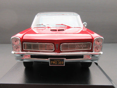 1965 Pontiac GTO ~ Red ~ 1:18 ~ Metal Die Cast ~ Maisto