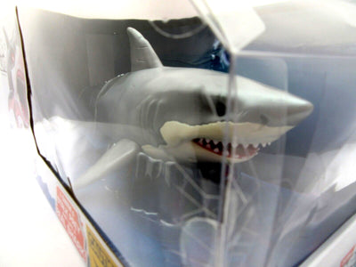 Robo Great White Shark Red Light up Eyes, Swims & Stalks Prey