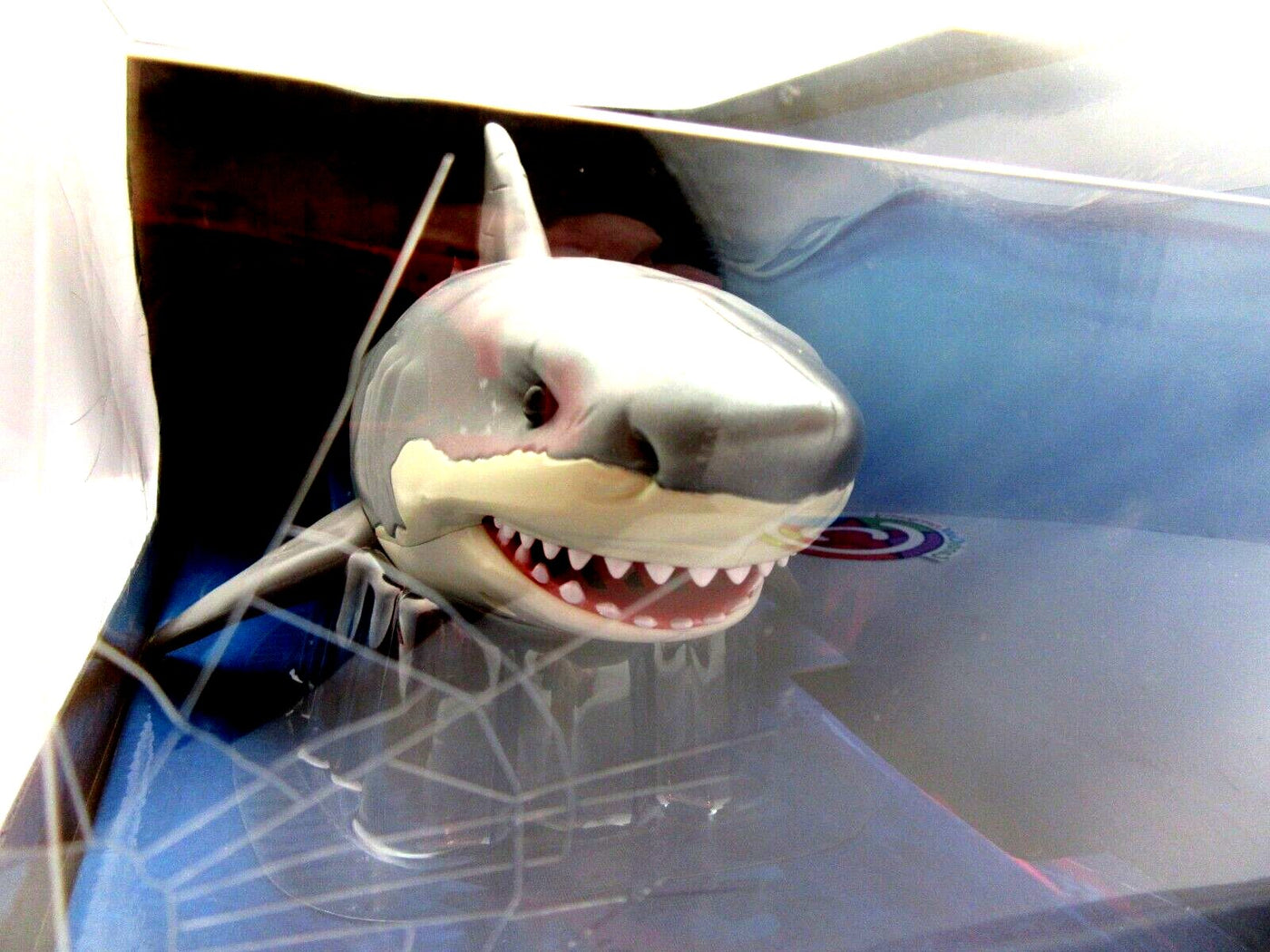 Robo Great White Shark Red Light up Eyes, Swims & Stalks Prey
