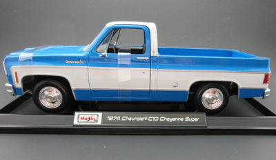 1974 Chevrolet C10 Cheyenne Super ~ Blue & White ~ 1:18 ~ Die Cast ~ Maisto
