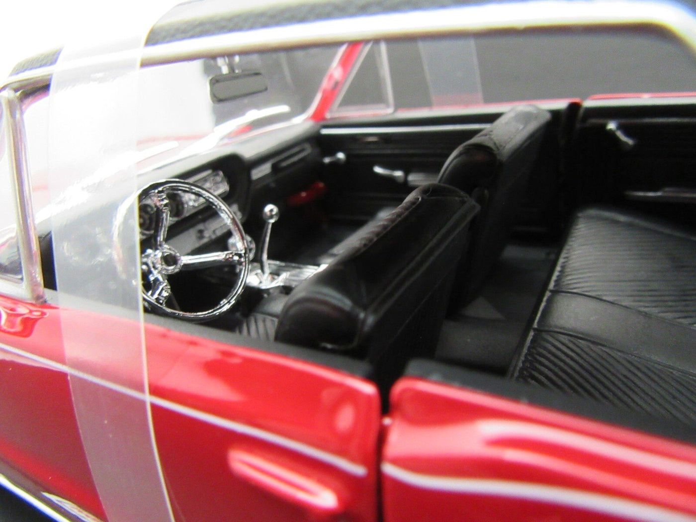 1965 Pontiac GTO ~ Red ~ 1:18 ~ Metal Die Cast ~ Maisto