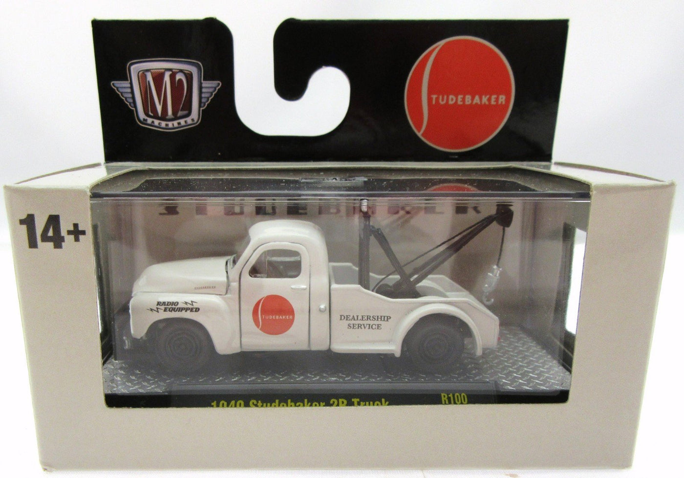 M2 Details ~ 1949 Studebaker 2R Truck ~Tow Truck ~ 1:64 Die Cast Car