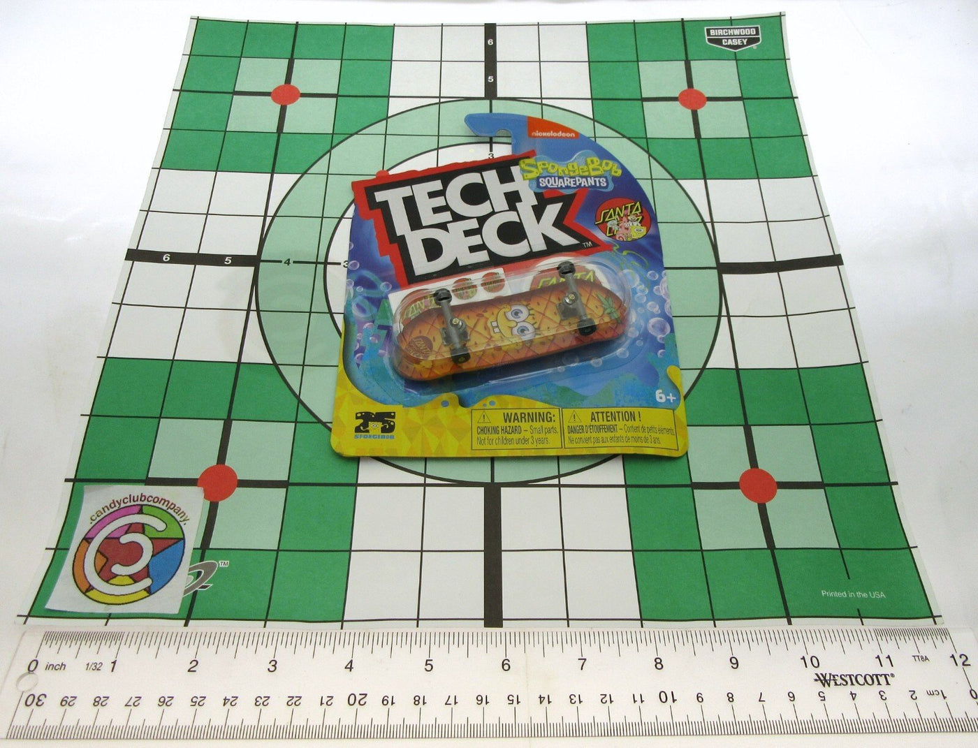Tech Deck ~ Santa Cruz ~ Skateboard  / Fingerboard ~ Sponge Bob ~ Pineapple