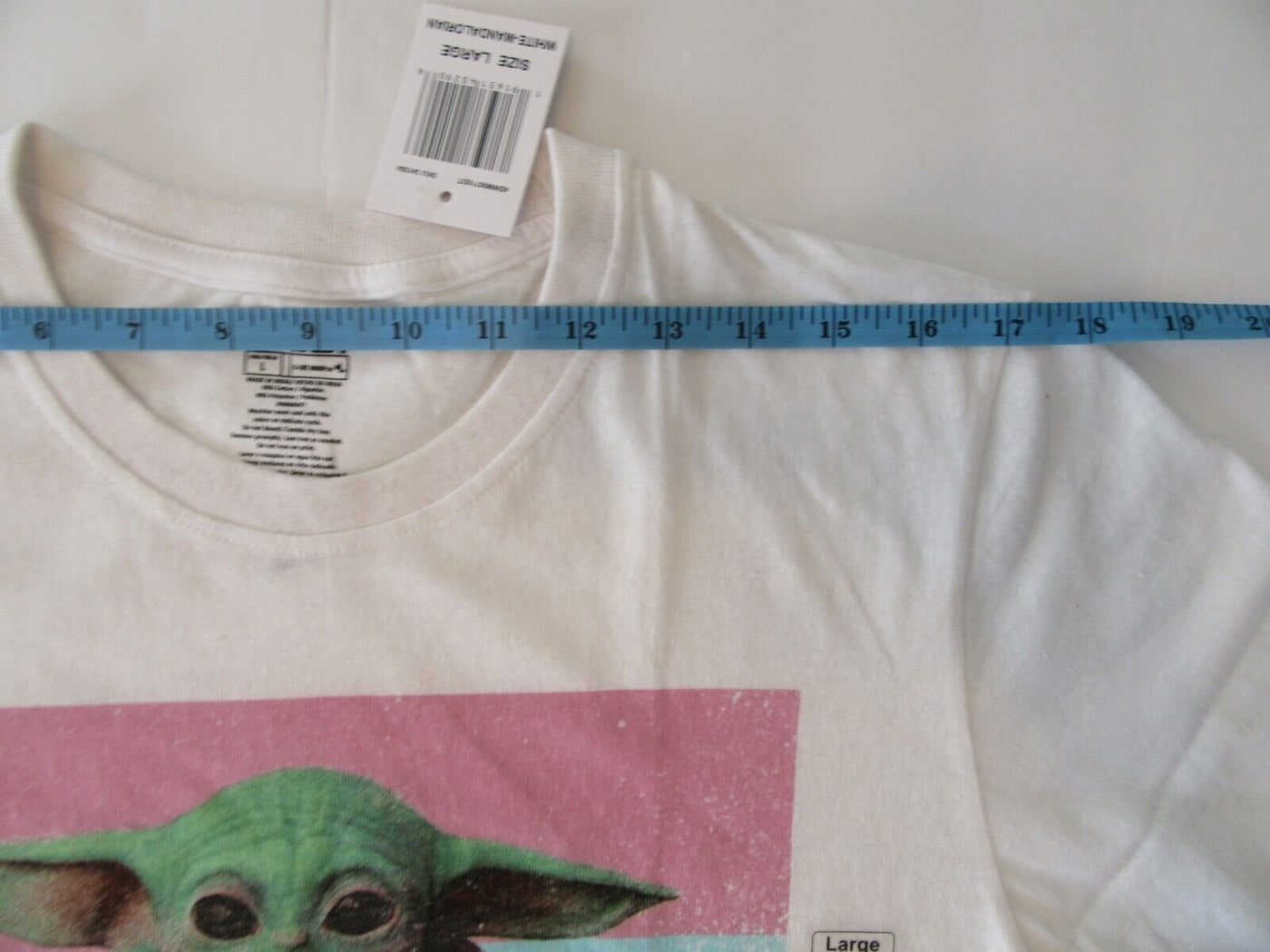 Grogu ~ Baby Yoda Star Wars Large T-Shirt ~ Size L ~ White T Shirt