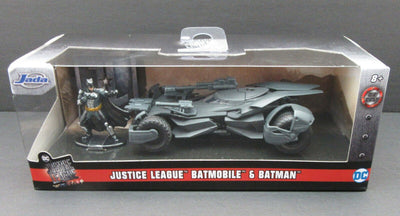 Justice League Batmobile & Batman ~ 1:50 scale ~ Diecast Car
