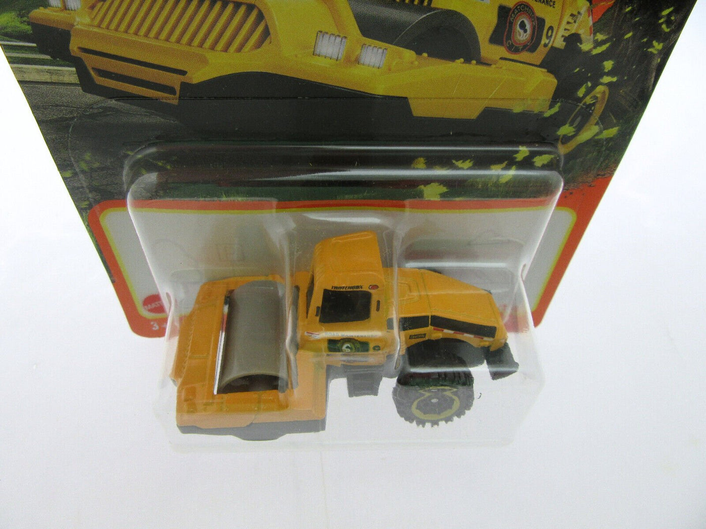 MBX ~ Road Roller ~ Yellow ~ 1:64 Scale ~ Matchbox