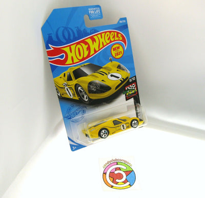 Hot Wheels ~ 1967 Ford GT40 Mk. IV ~ Yellow ~ 1:64 Scale