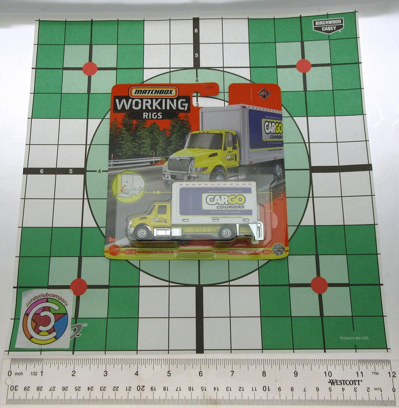Matchbox Working Rigs ~ International MV Truck ~ Metal ~ Yellow