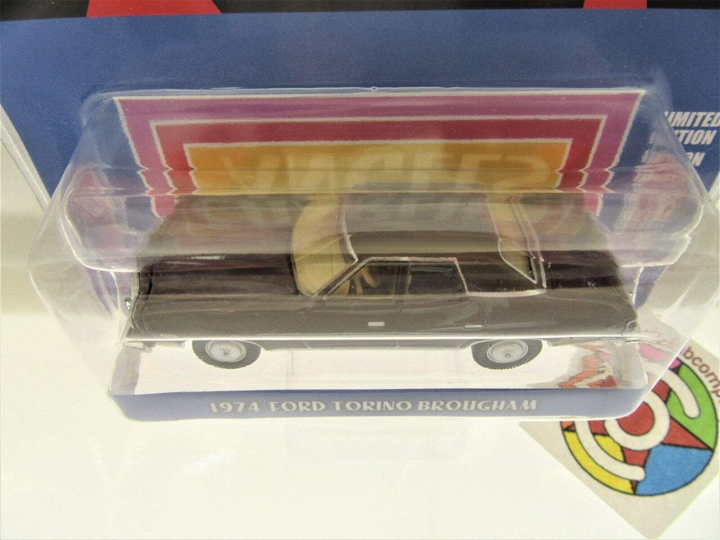 Greenlight Collectables ~ Charlies Angels 1974 Ford Torino Brougham ~ Die Cast